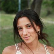 Insegnante esperta di Italiano e Storia, con esperienza in DSA, offro aiuto compiti in tutte le materie e revisione tesi